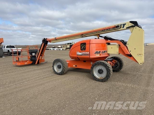 JLG 600AJ 曲臂高空作業車