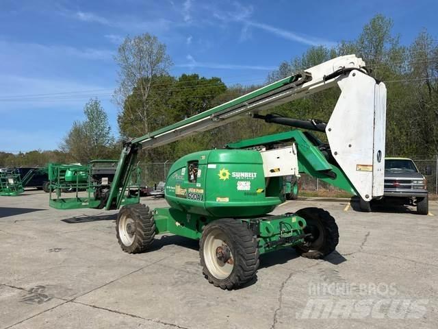 JLG 600AJ 曲臂高空作業車