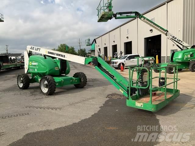JLG 600AJ 曲臂高空作業車