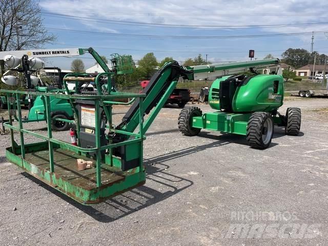 JLG 600AJ 曲臂高空作業車
