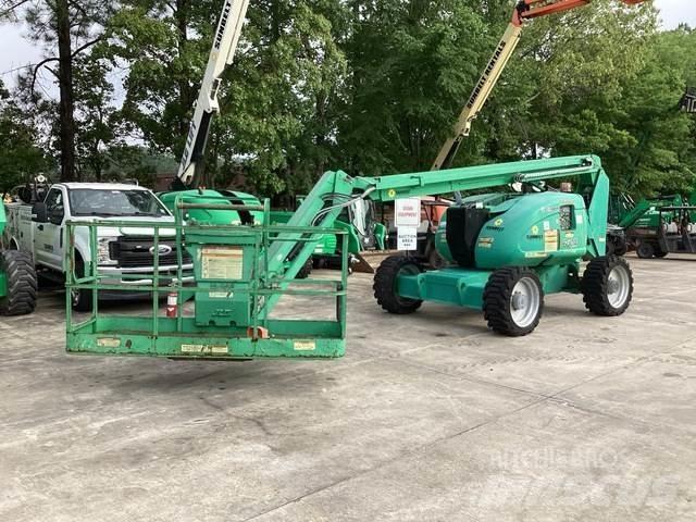 JLG 600AJ 曲臂高空作業車