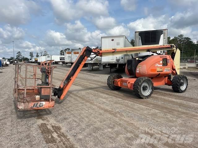 JLG 600AJ 曲臂高空作業車