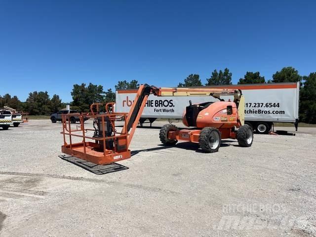 JLG 600AJ 曲臂高空作業車