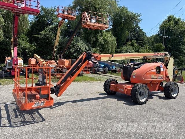 JLG 600AJ 曲臂高空作業車