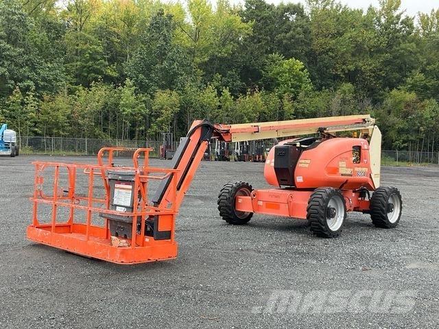 JLG 600AJ 曲臂高空作業車