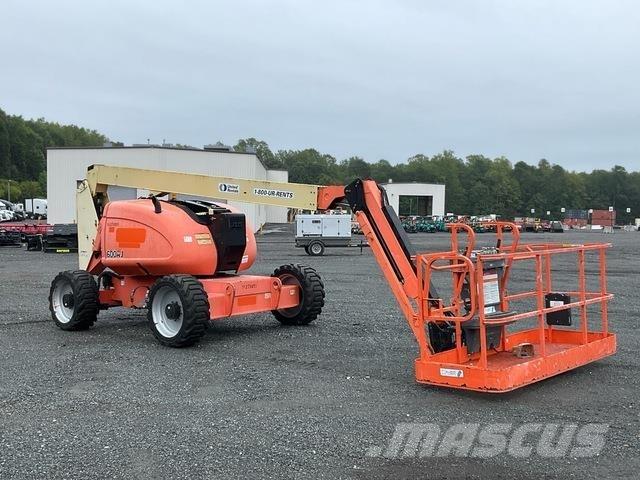 JLG 600AJ 曲臂高空作業車