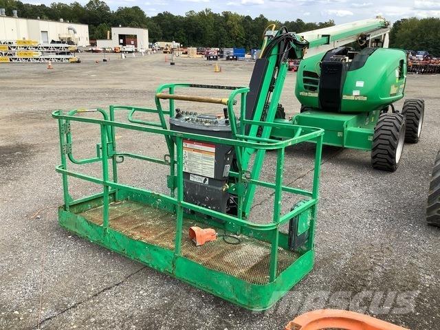 JLG 600AJ 曲臂高空作業車