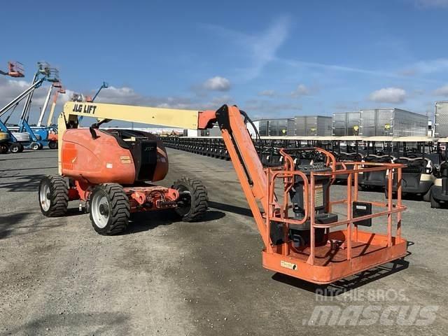 JLG 600AJN 曲臂高空作業車