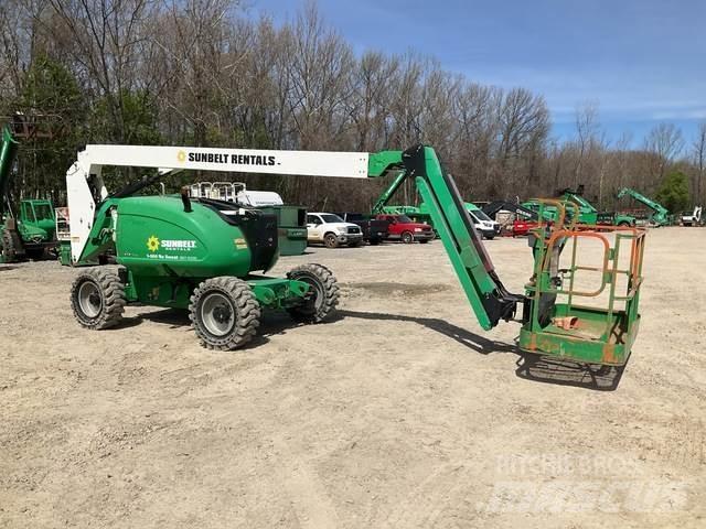 JLG 600AJN 曲臂高空作業車