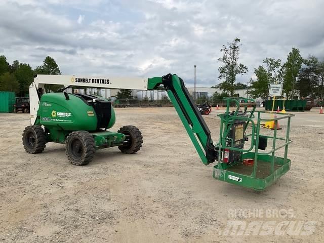 JLG 600AJN 曲臂高空作業車
