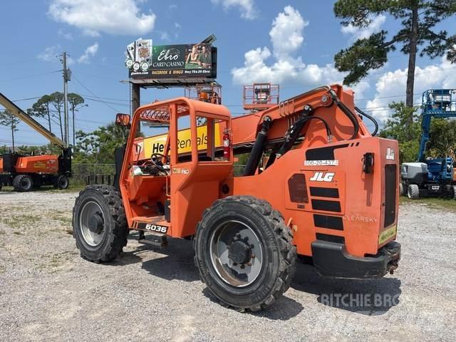 JLG 6036 伸縮臂操作車