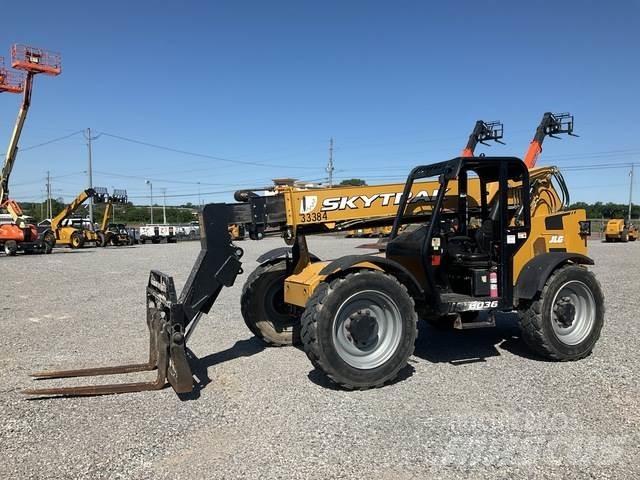 JLG 6036 伸縮臂操作車