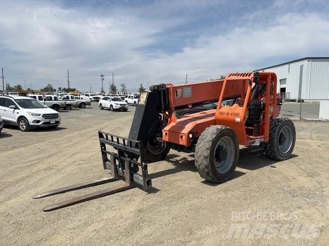 JLG 6042 伸縮臂操作車