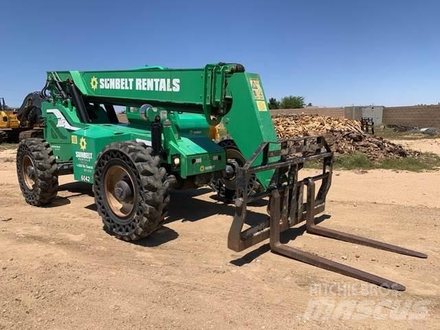 JLG 6042 伸縮臂操作車