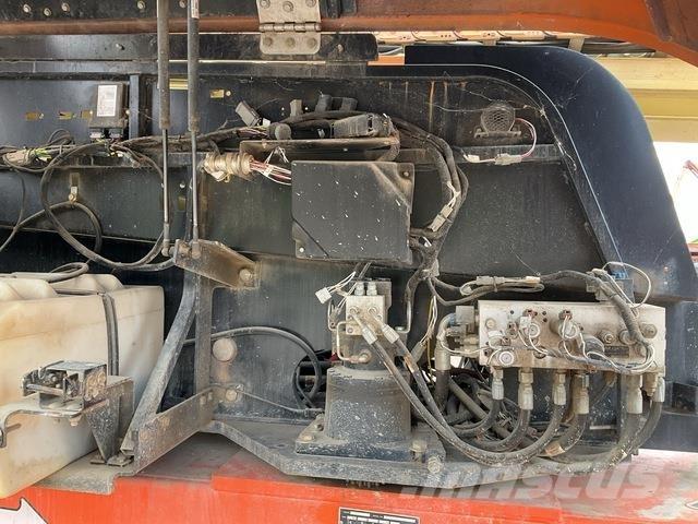 JLG 660SJ 伸縮臂高空作業車
