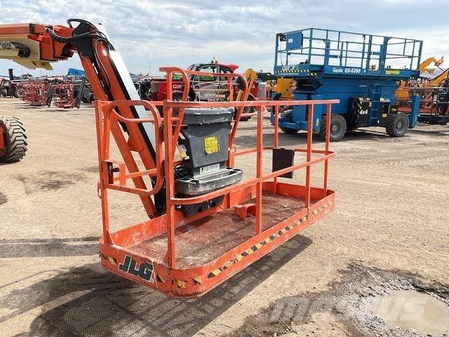 JLG 660SJ 伸縮臂高空作業車