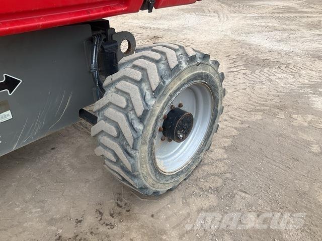 JLG 660SJ 伸縮臂高空作業車