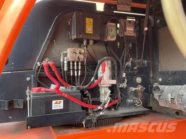 JLG 660SJ 伸縮臂高空作業車