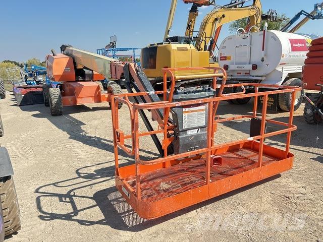 JLG 660SJ 伸縮臂高空作業車