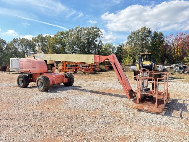 JLG 660SJ 曲臂高空作業車