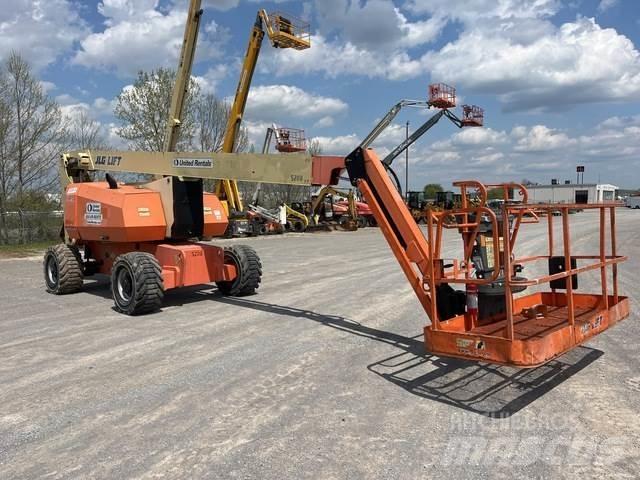 JLG 800 AJ 曲臂高空作業車