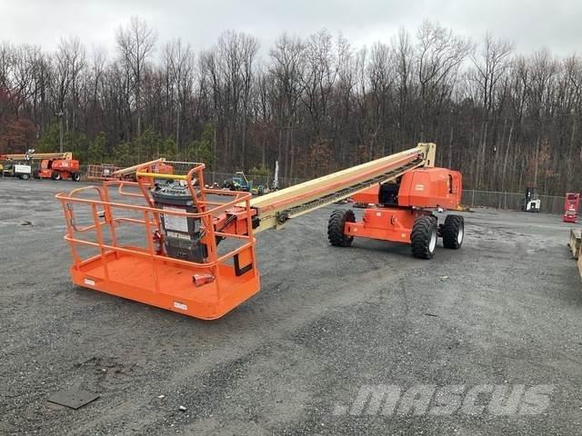 JLG 800 S 伸縮臂高空作業車
