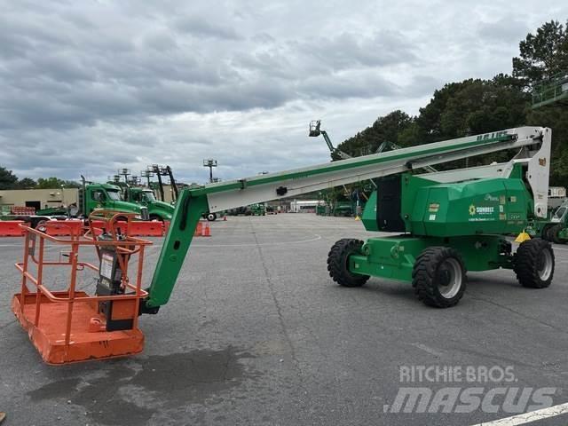 JLG 800A 曲臂高空作業車