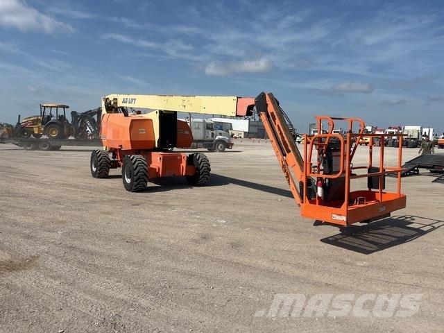JLG 800AJ 伸縮臂高空作業車
