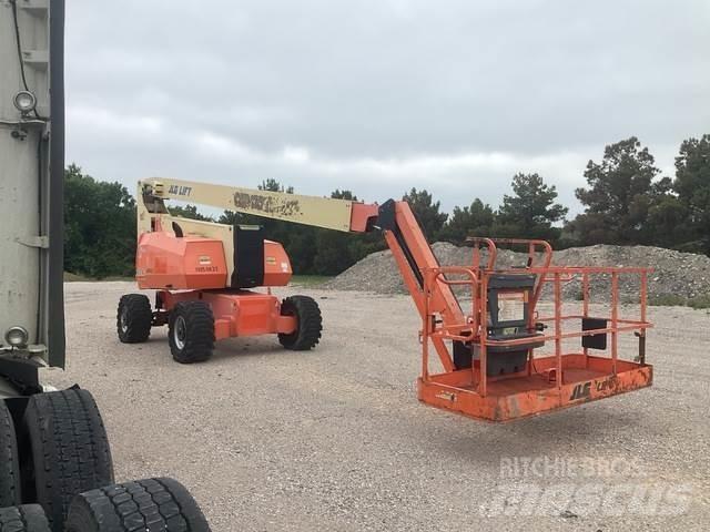 JLG 800AJ 曲臂高空作業車