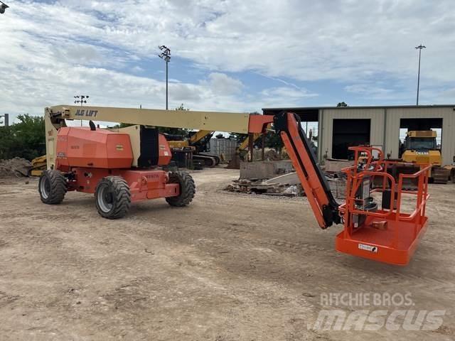 JLG 800AJ 曲臂高空作業車