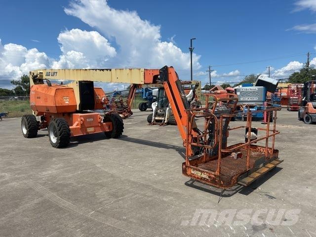 JLG 800AJ 曲臂高空作業車