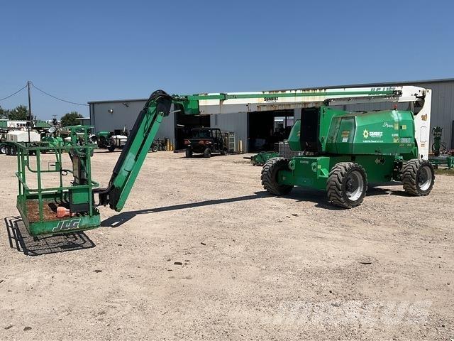 JLG 800AJ 曲臂高空作業車