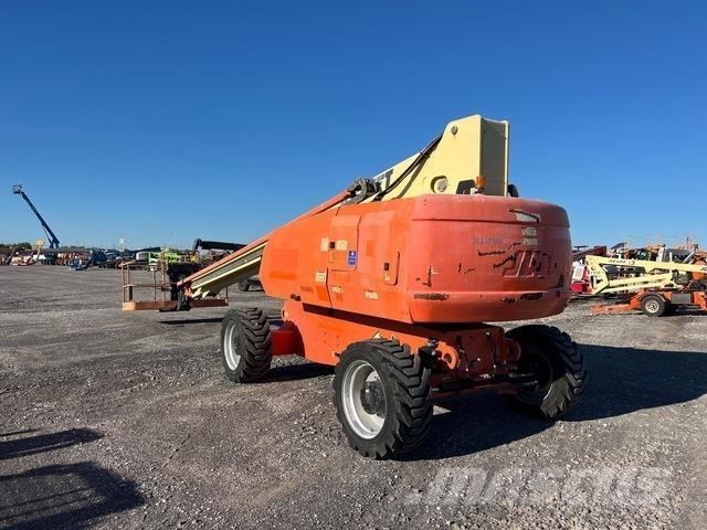 JLG 800S 伸縮臂高空作業車