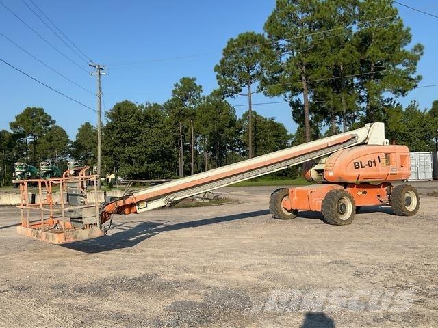 JLG 800S 伸縮臂高空作業車