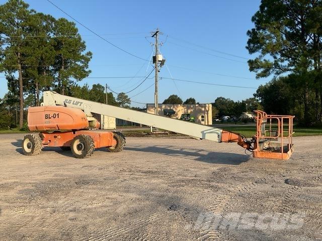 JLG 800S 伸縮臂高空作業車