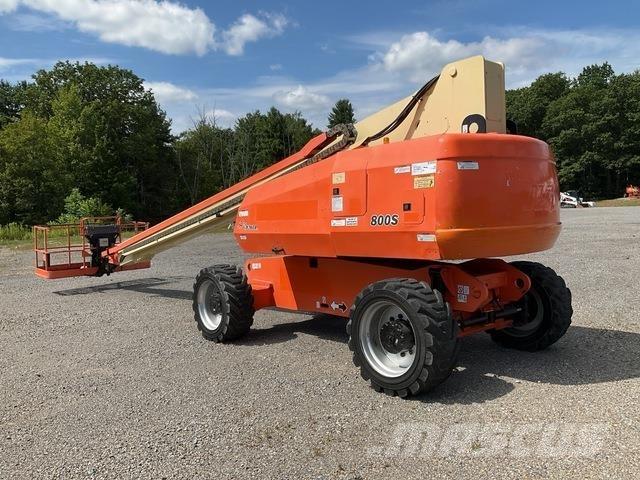 JLG 800S 伸縮臂高空作業車