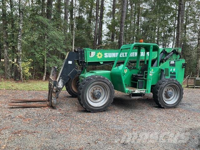 JLG 8042 伸縮臂操作車