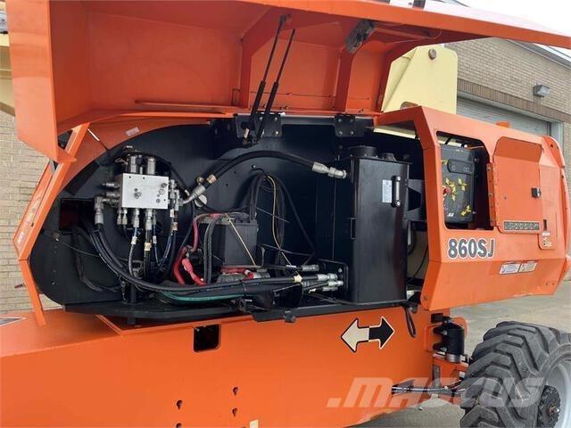 JLG 860SJ 伸縮臂高空作業車
