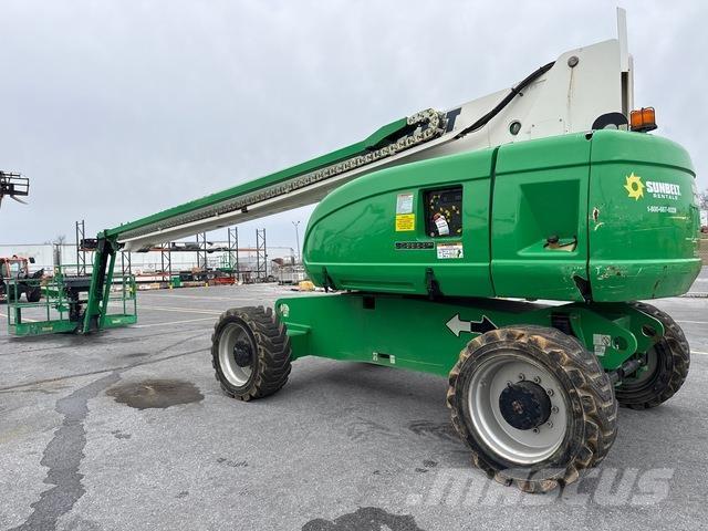 JLG 860SJ 伸縮臂高空作業車