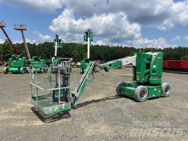JLG E300AJP 曲臂高空作業車