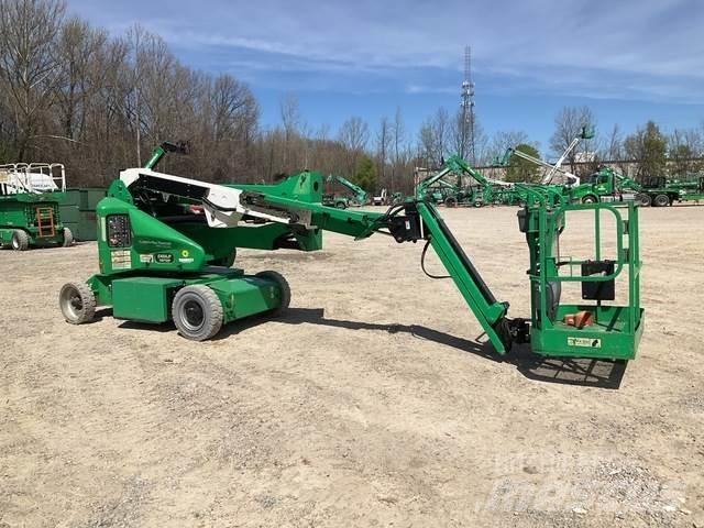 JLG E400AJPN 曲臂高空作業車
