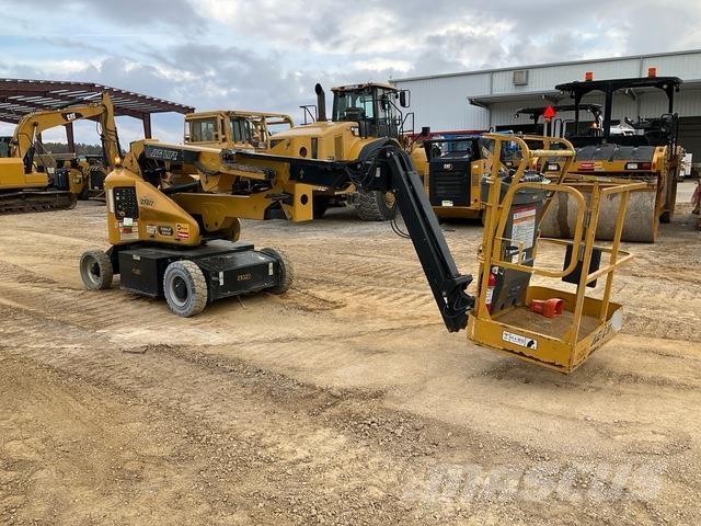 JLG E400AJPN 曲臂高空作業車