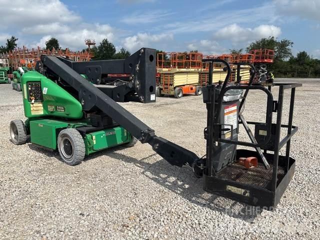 JLG E400AN 曲臂高空作業車