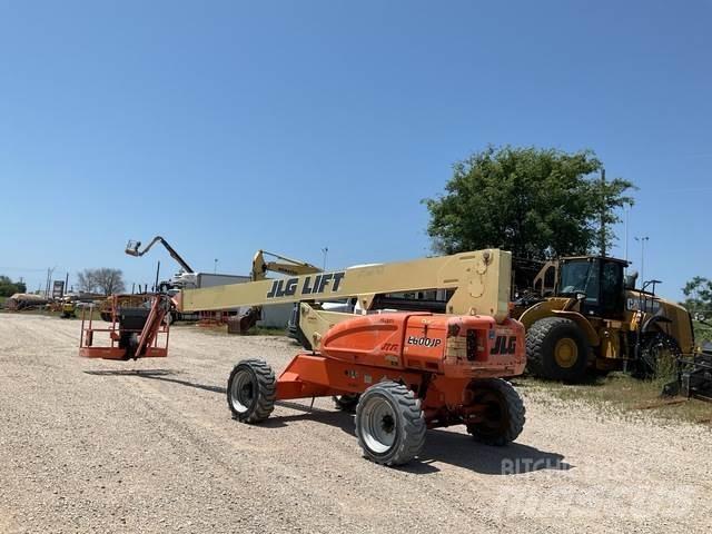 JLG E600JP 曲臂高空作業車