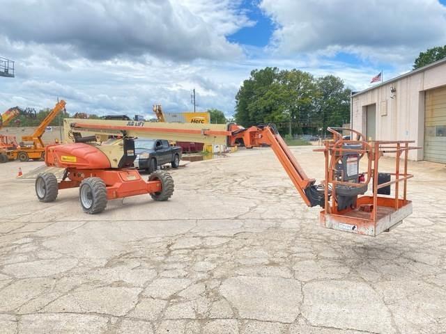 JLG E600JP 曲臂高空作業車