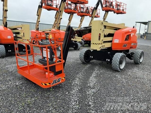 JLG EC450AJ 曲臂高空作業車