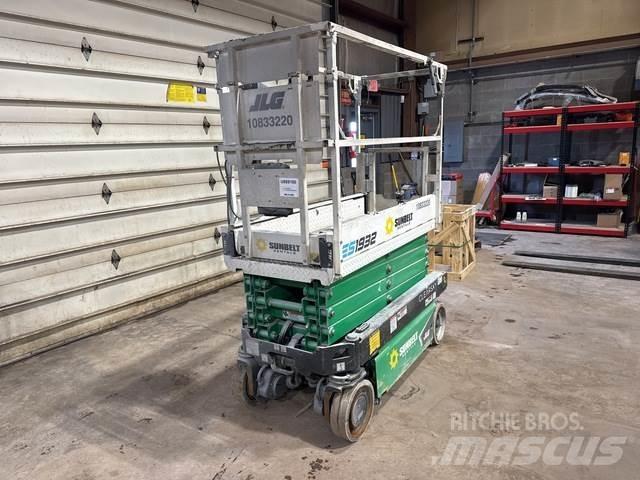JLG ES1932 剪式升降機