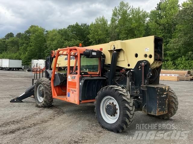 JLG G12-55A 伸縮臂操作車