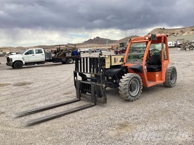 JLG G5-18A 伸縮臂操作車