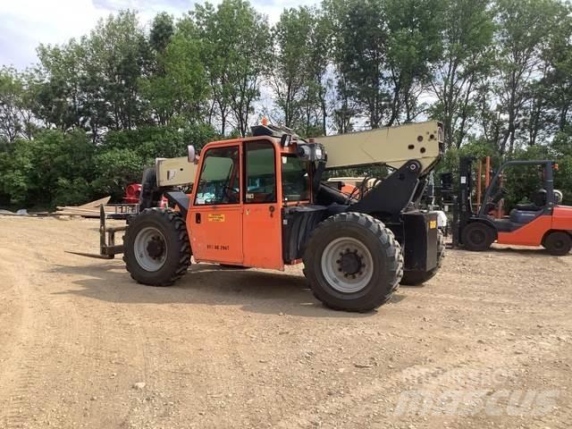 JLG G6-42A 伸縮臂操作車